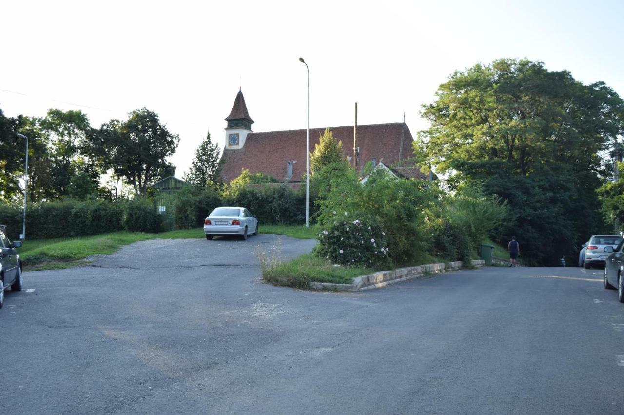 Central Appartment St'S Martin Church Braşov Esterno foto